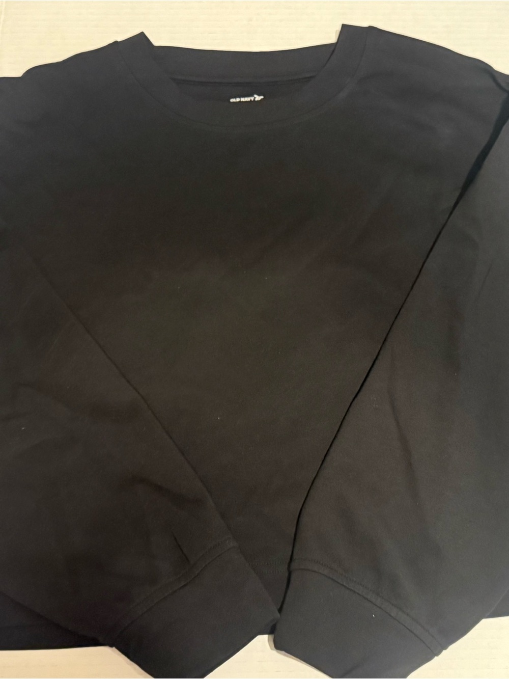 Old Navy Women’s Black Crop Top Crewneck Sweater